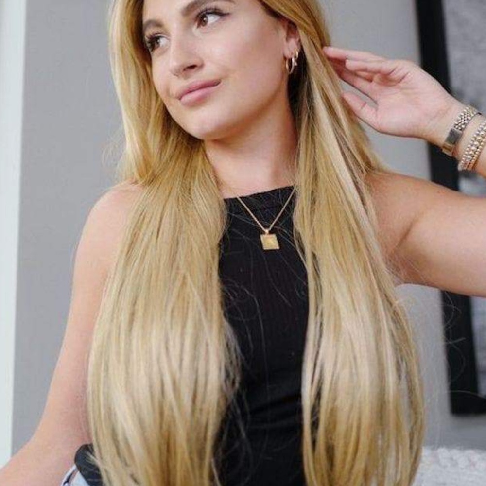 U clip hair extensions 22 in
